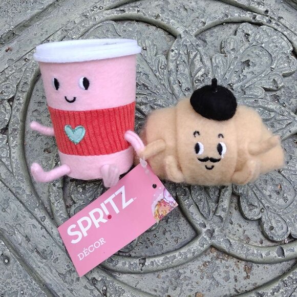 Target Other - Target Spritz Felt Coffee & Croissant Duo Valentine's Day Figurine 2025 NEW